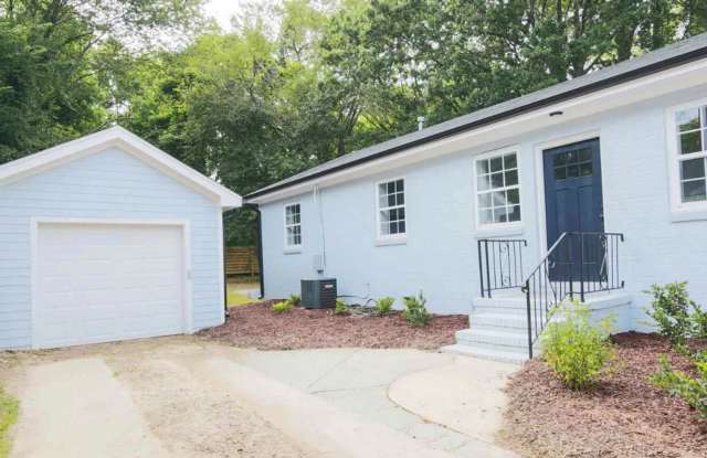 Beautiful 2 bedroom duplex in downtown Raleigh Available Early August! photos photos Beautiful 2 bedroom duplex in downtown Raleigh Available Early August! photos photos