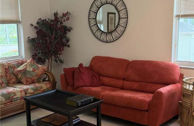 1305 Mariposa Cir Gallery 4