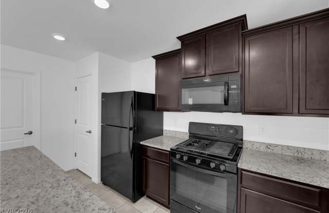 6421 Broadcloth Court Gallery 4