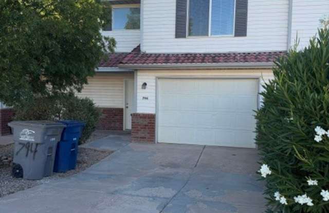 Northview Commercial Park Townhome Gallery 3