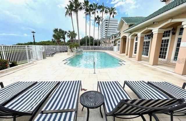 1103 Bay Club Circle Gallery 4