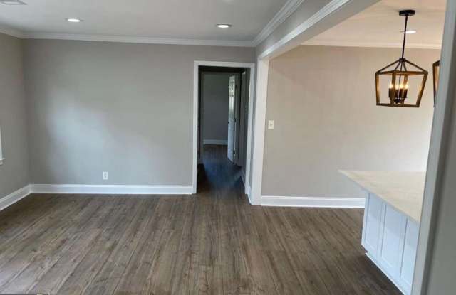 2463 Wayne Street SW Gallery 3