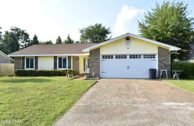 130 Derby Woods Drive Gallery 1