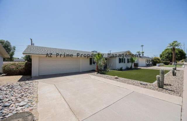 6637 East Wilshire Drive Gallery 3
