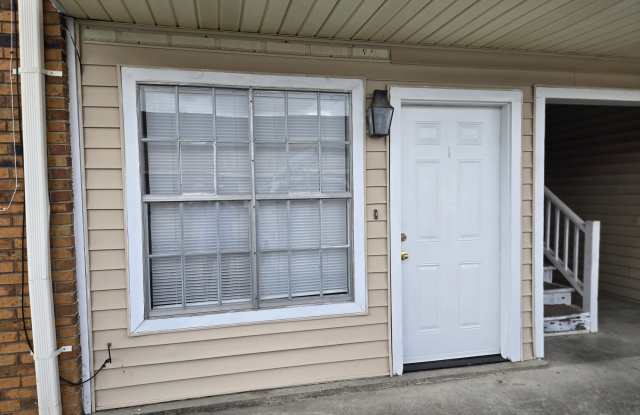 100 Melrose Dr # 1 Gallery 2