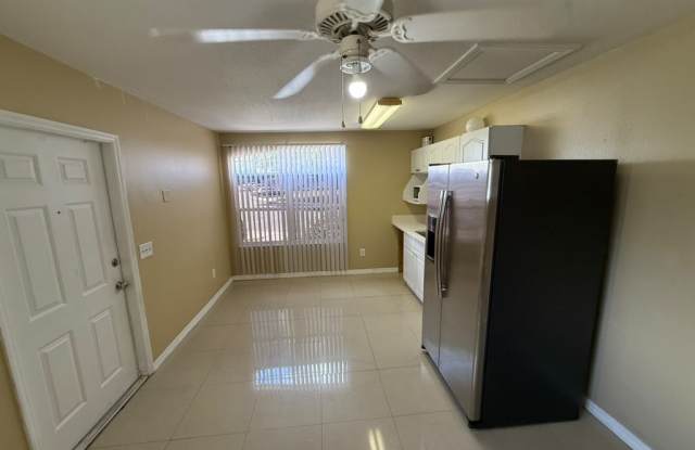 709 Orchid Drive - B Gallery 3