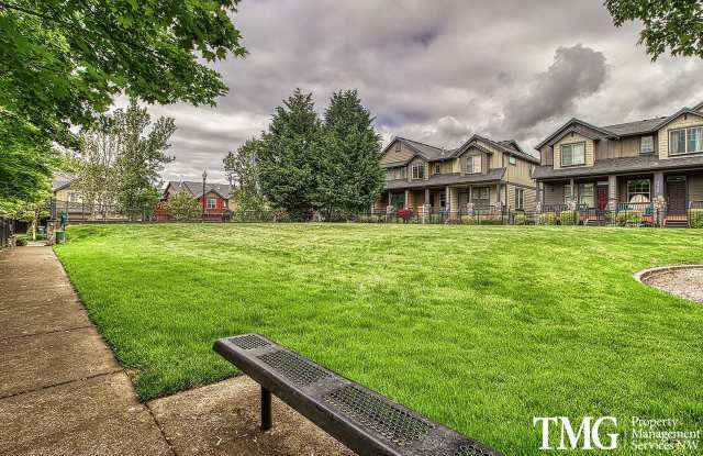 Gorgeous 4-bedroom Townhome with garage and washer / dryer in unit. photos photos Gorgeous 4-bedroom Townhome with garage and washer / dryer in unit. photos photos