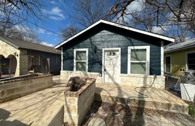 Coming soon..... Beautiful  3 bedroom 2 bath photos photos