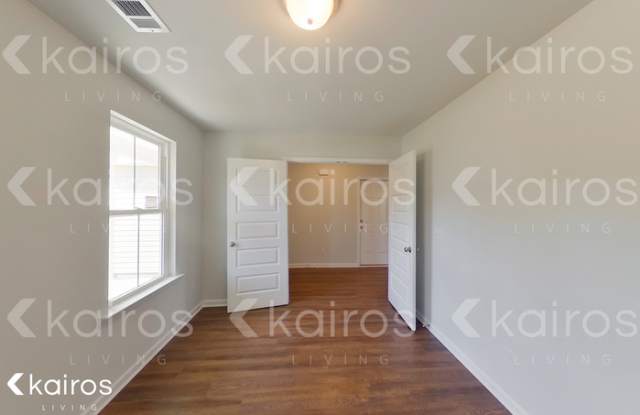 204 Western Red Cedar Drive Gallery 4