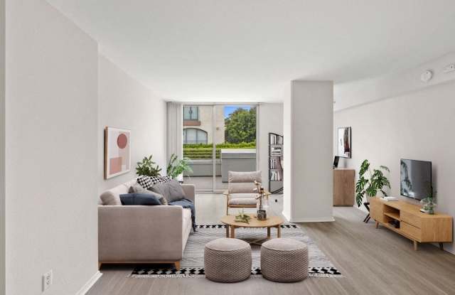 Sea Castle Apartments Gallery 3