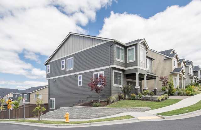 Spacious 6-Bedroom Home in Desirable Bethany Neighborhood! Gallery 1