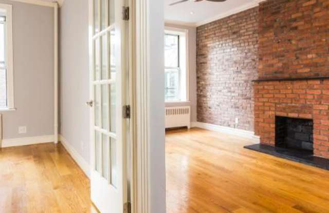 562 HUDSON ST. photos photos