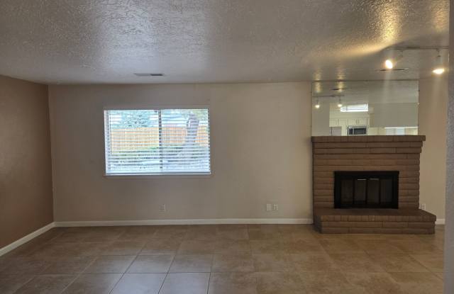 Your Dog Will Love This House! Gallery 3