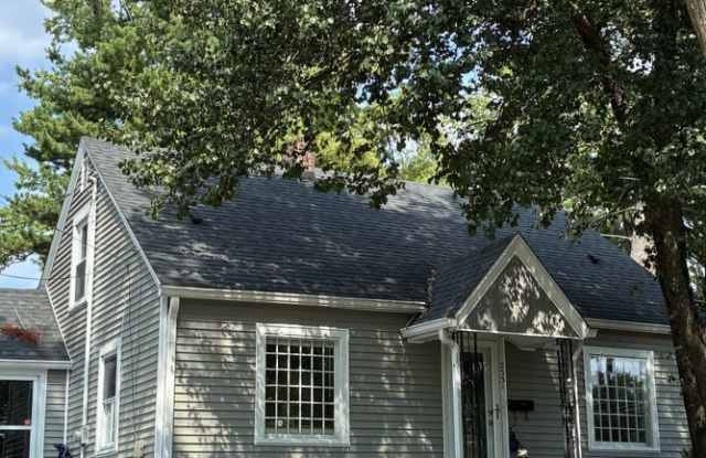 Spacious 3 bedroom, 1 bath Home - Available August 2027! Gallery 1