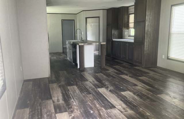 200 Raider Lane - 200 Raider Lane, Lumberton, TX 77657