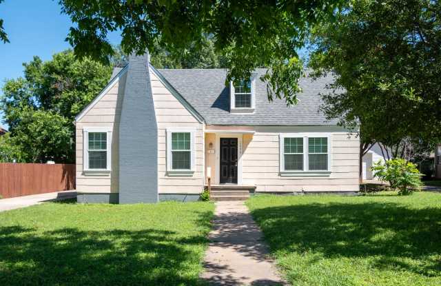 2606 Pine Avenue photos photos