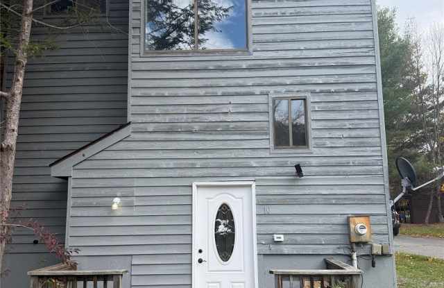 10 Edelweiss Drive Gallery 1