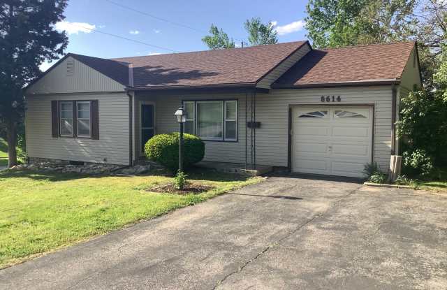 8614 West 56th Terrace - 8614 West 56th Terrace, Merriam, KS 66202