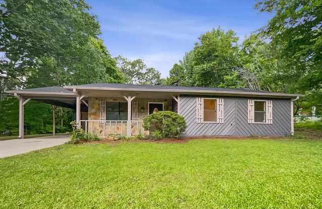 Room in 3 Bedroom Home at Feather Dr - 4113 Feather Drive, Douglas County, GA 30135