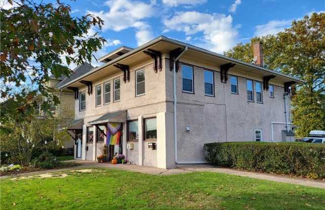 805 Edgewood Avenue unit: 3 photos photos 805 Edgewood Avenue unit: 3 photos photos