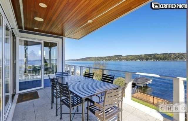 13734 Riviera Pl NE - 13734 Riviera Place Northeast, Seattle, WA 98125
