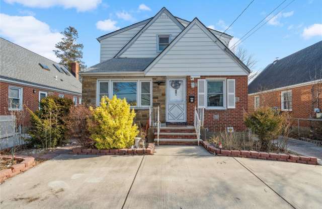 316 New Hyde Park Road photos photos