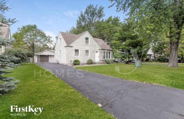 640 North Edgewood Avenue - 640 North Edgewood Avenue, Lombard, IL 60148