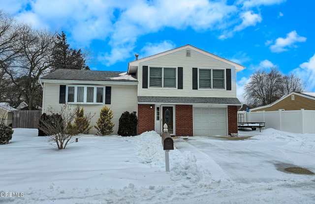 213 8th Street photos photos