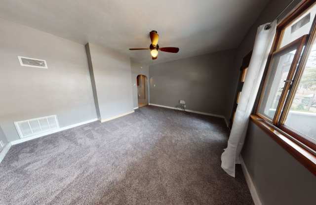 Refreshed 2 Bed 1 Bath Home for Rent in McKees Rocks Gallery 3