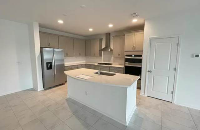 711 Cherry Elm Drive Gallery 4