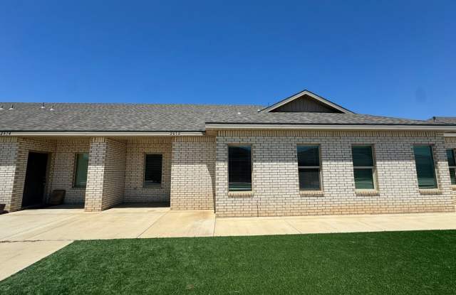Available Now- Half Off First Months Rent! photos photos