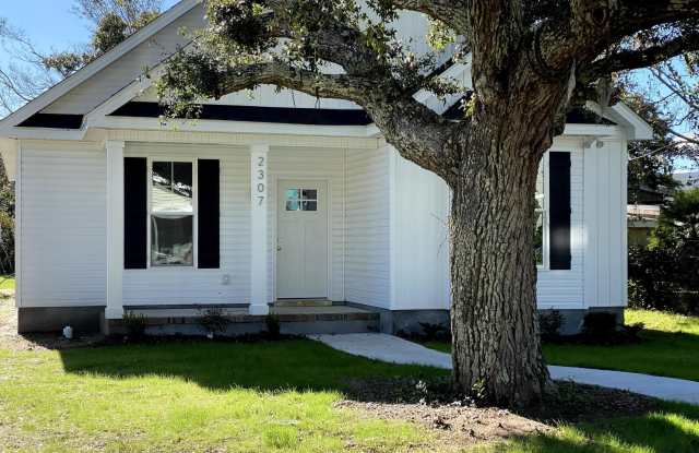 2307 Fisher Street - 2307 Fisher Street, Morehead City, NC 28557