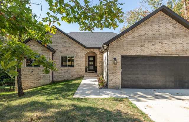 15 Cherhill Drive Gallery 1