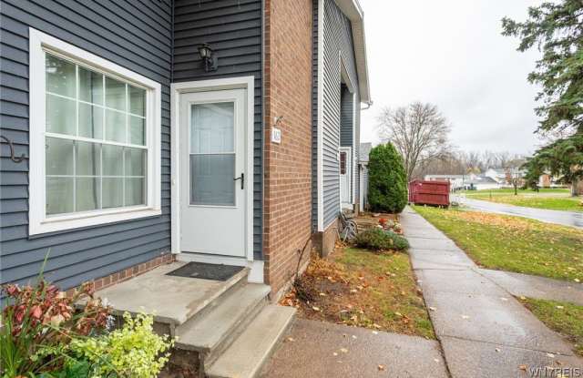 162 Parkwood Lane Gallery 2