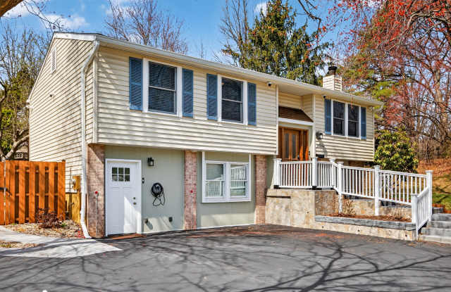 19204 Saint Johnsbury Lane photos photos