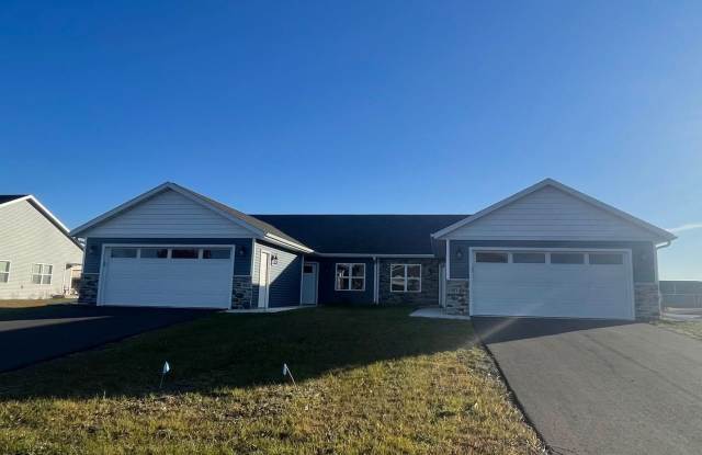1005 Morning Star Ln - 1005 Morning Star Lane, Plover, WI 54467