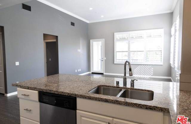 190 ROSE ARCH - 190 Rose Arch, Irvine, CA 92620