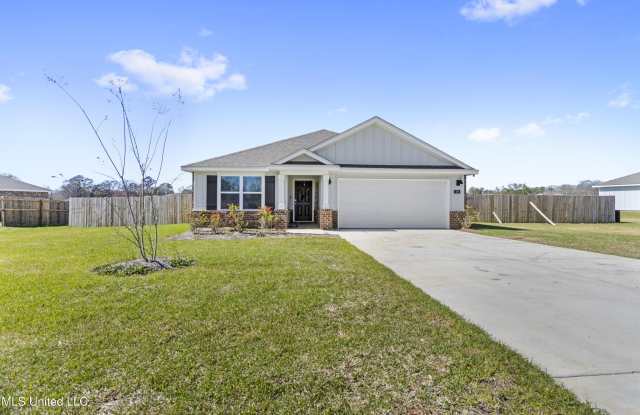 196 Mill Court photos photos