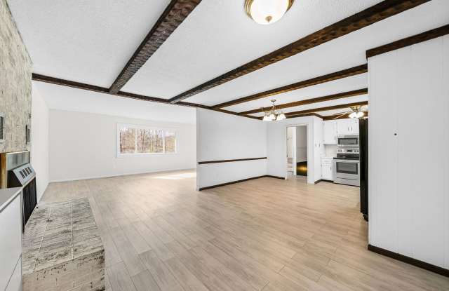 3 Bedroom 2 Bath Country Home For Rent in Dover! photos photos