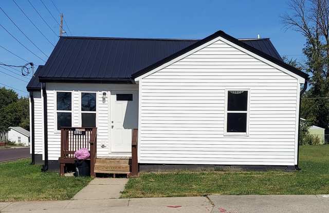 1029 Emmons St - 1029 Emmons Street, Mexico, MO 65265