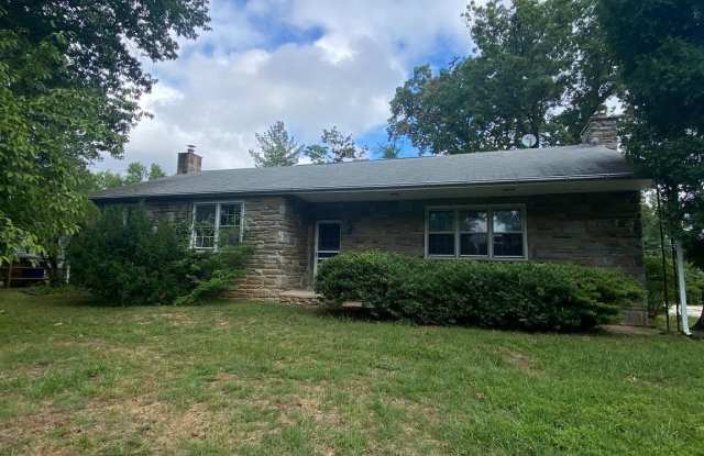 1002 WINDSOR Avenue photos photos