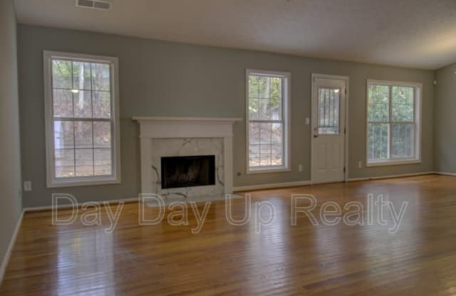 3225 Ennfield Lane Gallery 2