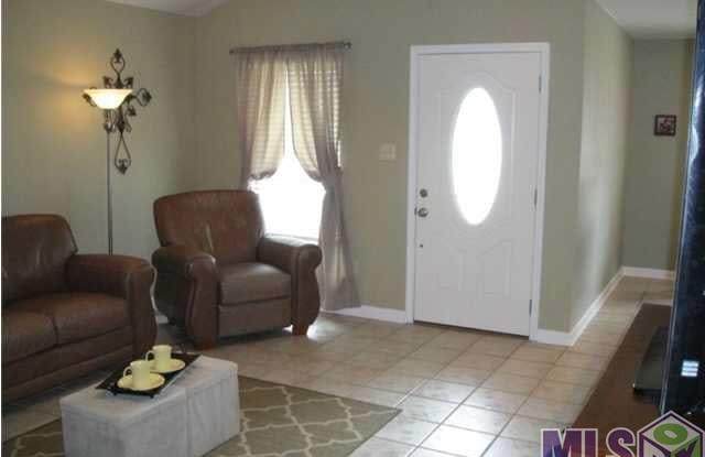 37404 West Hillside Drive Gallery 4