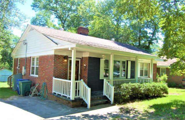 1020 Elm Avenue photos photos