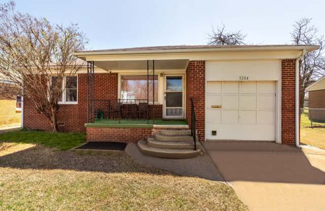 3204 SE 19th St photos photos