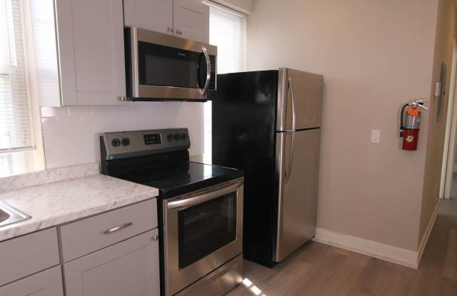4903 Penn St Gallery 1