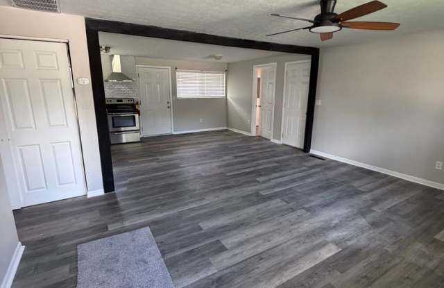 Welcome home to this inviting rental property in Huber Heights Gallery 4