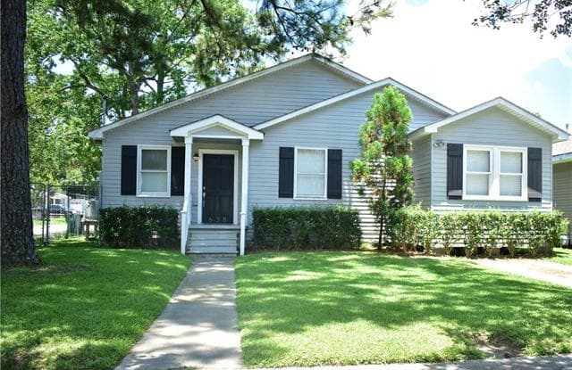 638 TUCKER Avenue - 638 Tucker Avenue, Jefferson, LA 70121