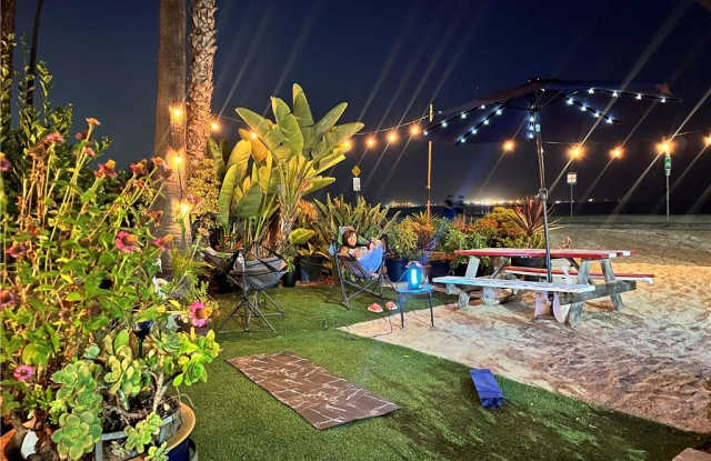 1200 West Ocean Boulevard photos photos