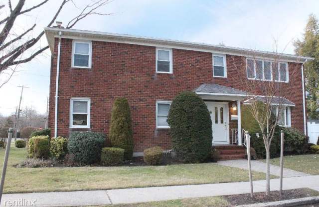 460 Crystal Ave 2 - 460 Crystal Avenue, Staten Island, NY 10314